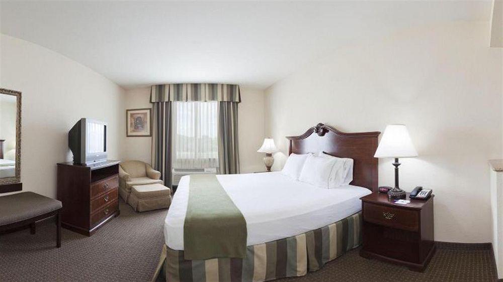 Holiday Inn Express Hotel & Suites Woodward Hwy 270 By Ihg Екстер'єр фото