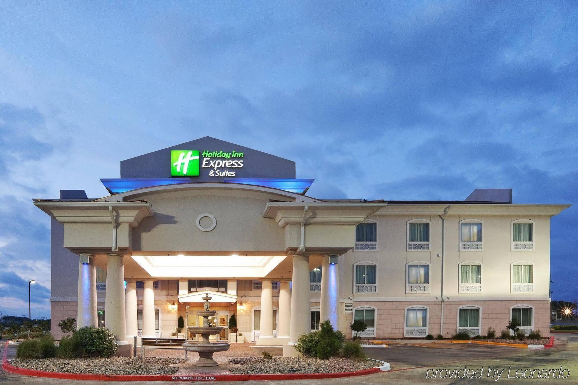 Holiday Inn Express Hotel & Suites Woodward Hwy 270 By Ihg Екстер'єр фото